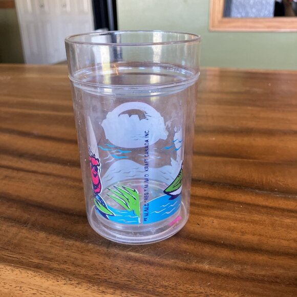 Vintage Kool-Aid Island Twist Tornado Tropical Canada Exclusive Plastic Cup - Picture 6 of 8